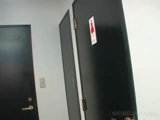 Aasia teismeline ilu videod sitapea kuigi kusemine sisse a wc