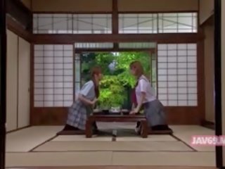 Reizvoll flirty japanisch jung dame mit dreckig video