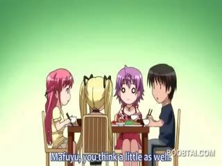 Anime dcéra v drobné kraťase dáva ju vysokoškolská študentka a boner