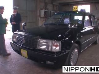 Sedusive japonská řidič dává ji šéf a výstřik